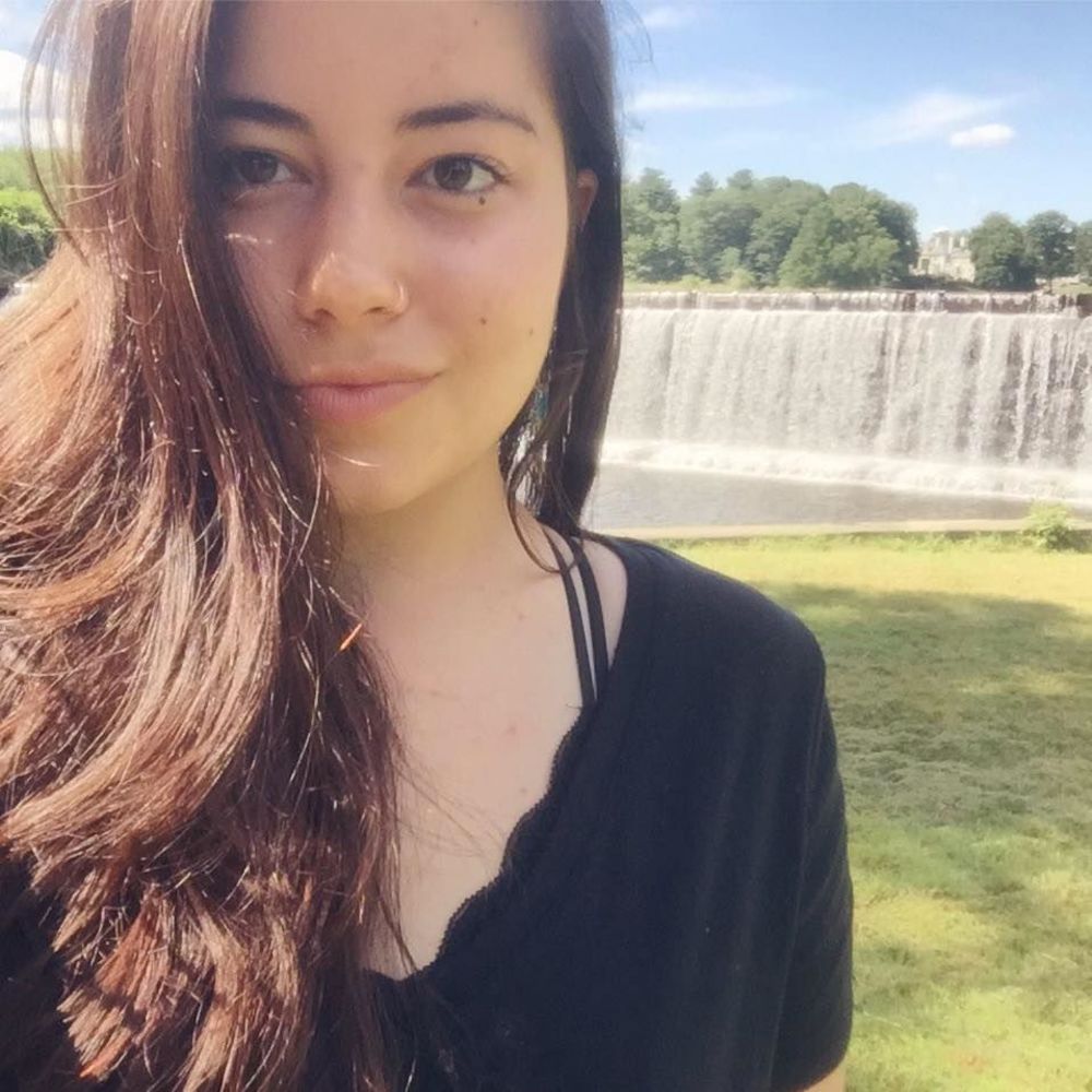 Meet your Posher, Marianna